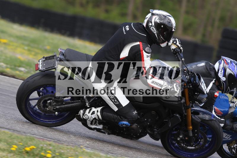 Archiv-2025/05 14.04.2025 Plüss Moto Sport ADR/Freies Fahren/29